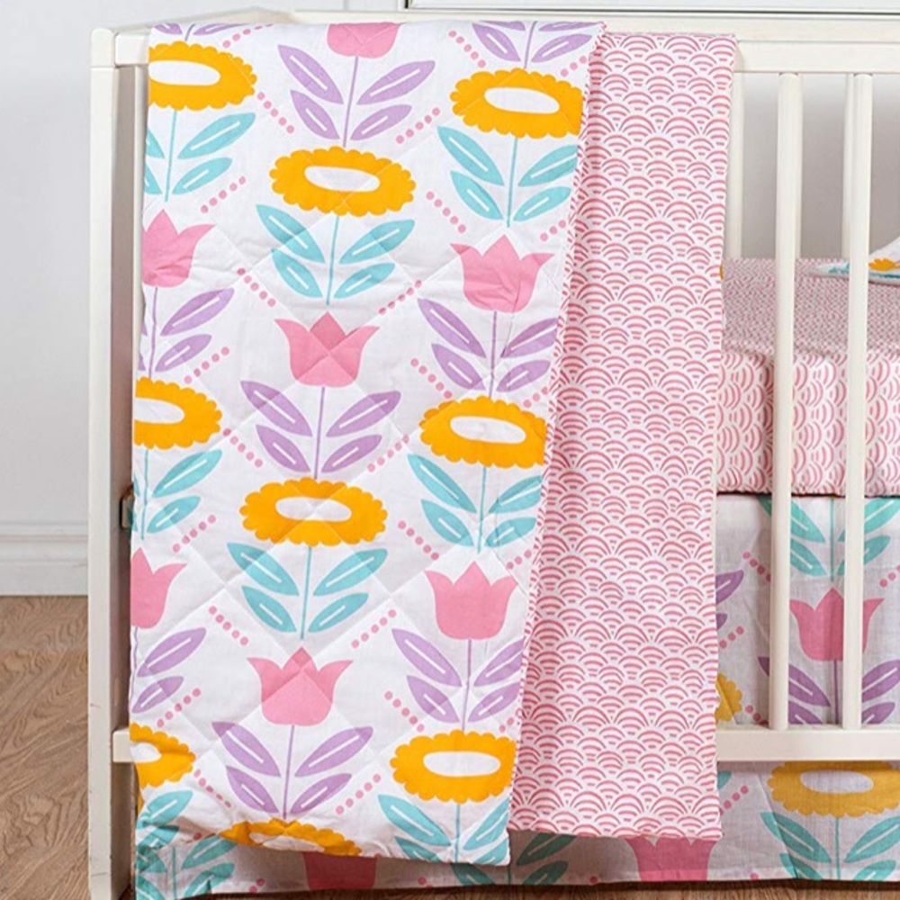 Like New Poppi Living Floral Crib Comforter!